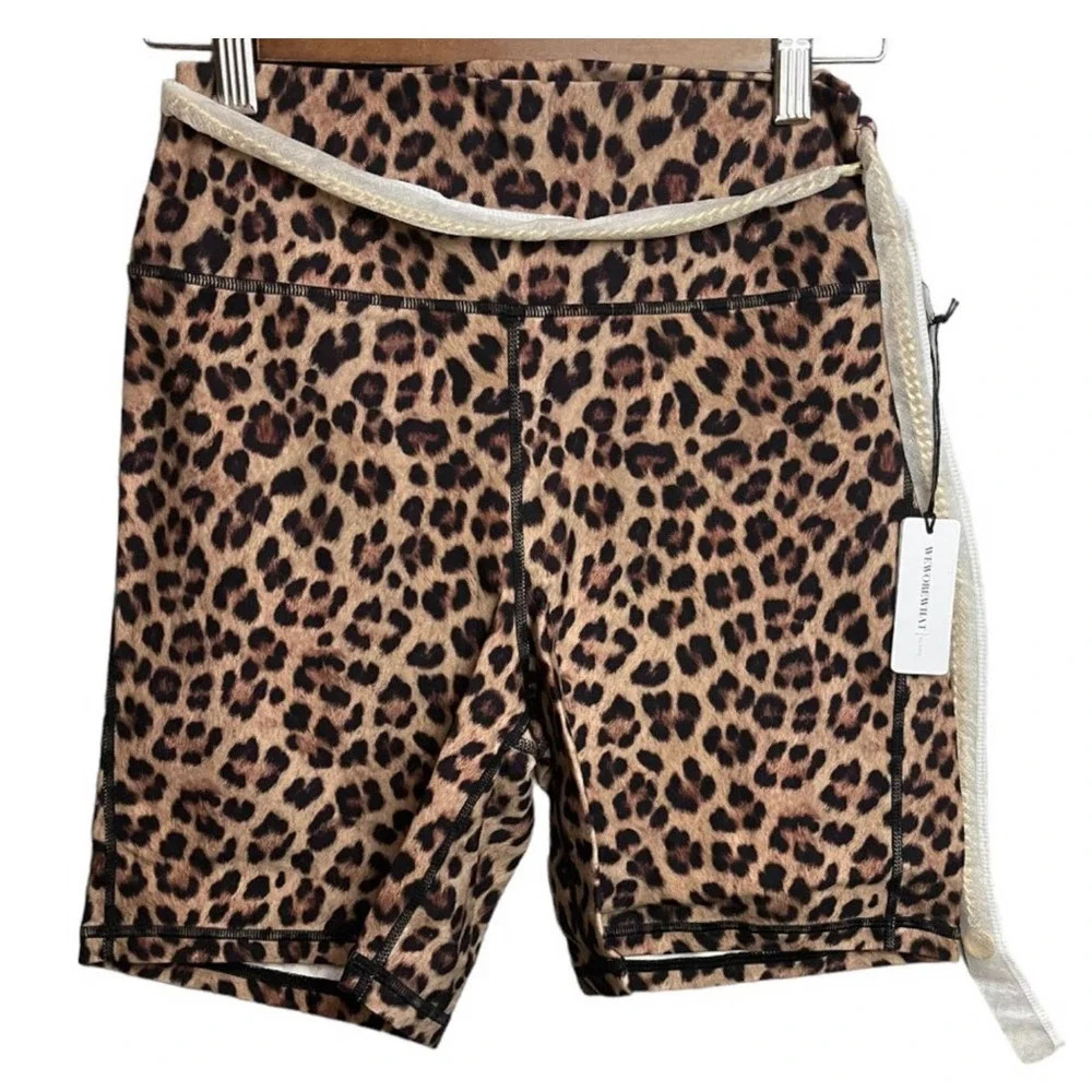 NEW WeWoreWhat Women's Size Small Leopard Biker Shorts with Removable Chain - Picture 2 of 4